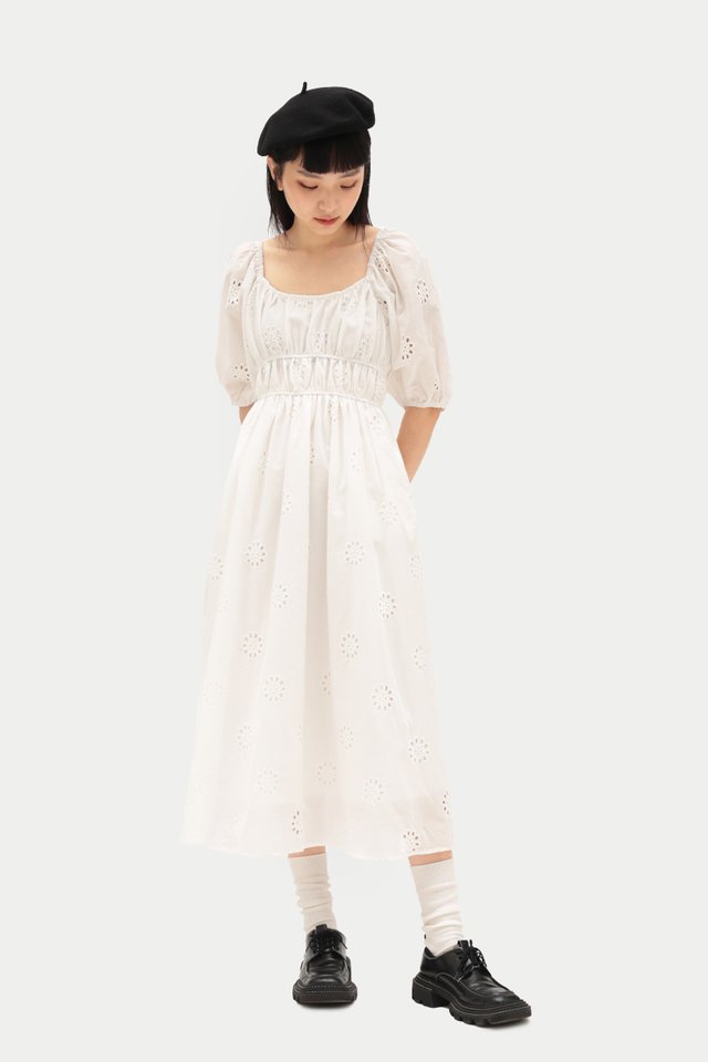 THEA BRODERIE PUFF SLEEVES DRESS IN WHITE 