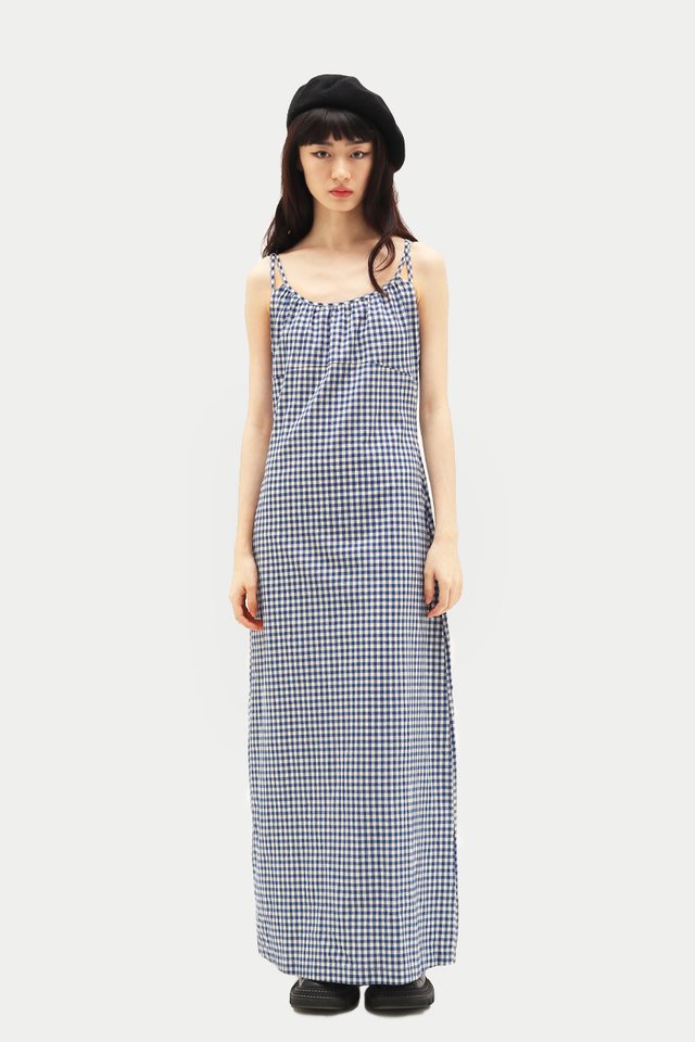 BAY GINGHAM MAXI DRESS IN BLUE