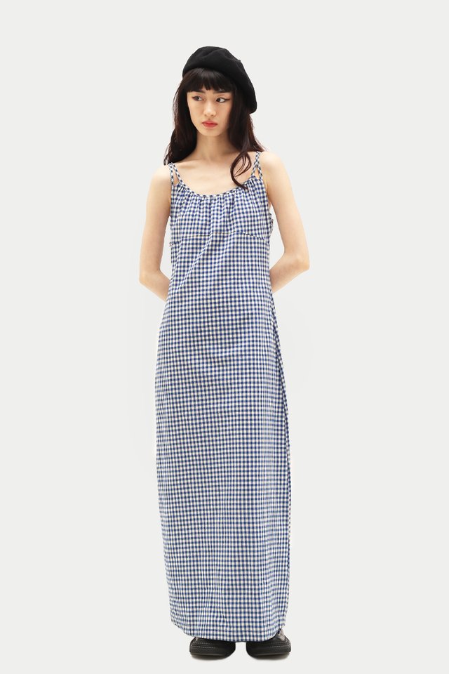 BAY GINGHAM MAXI DRESS IN BLUE