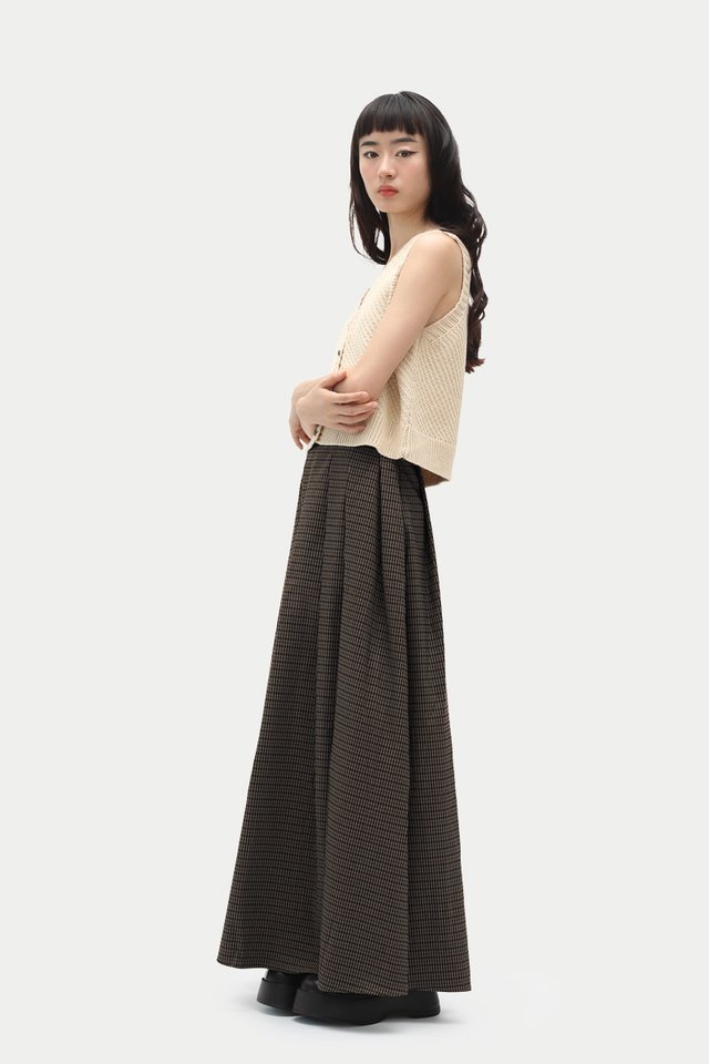 MADDIE PLEATED MAXI SKIRT IN CHECKERED
