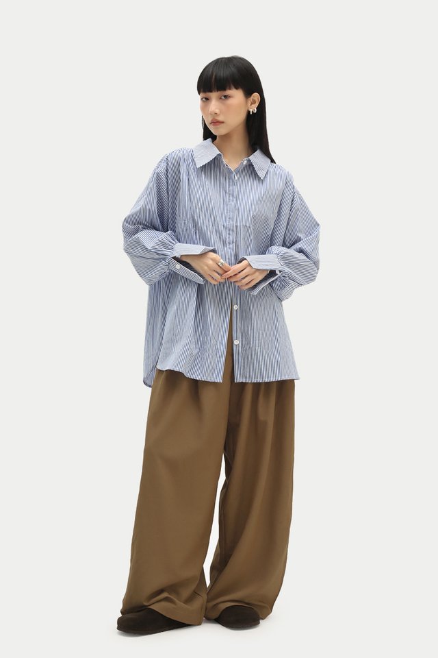JINNI RUCHED OVERSIZED SHIRT IN BLUE STRIPE