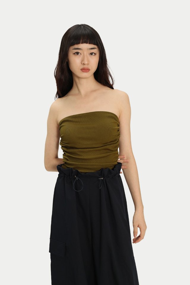 KYLIE RUCHED PADDED TUBE TOP IN MOCHA