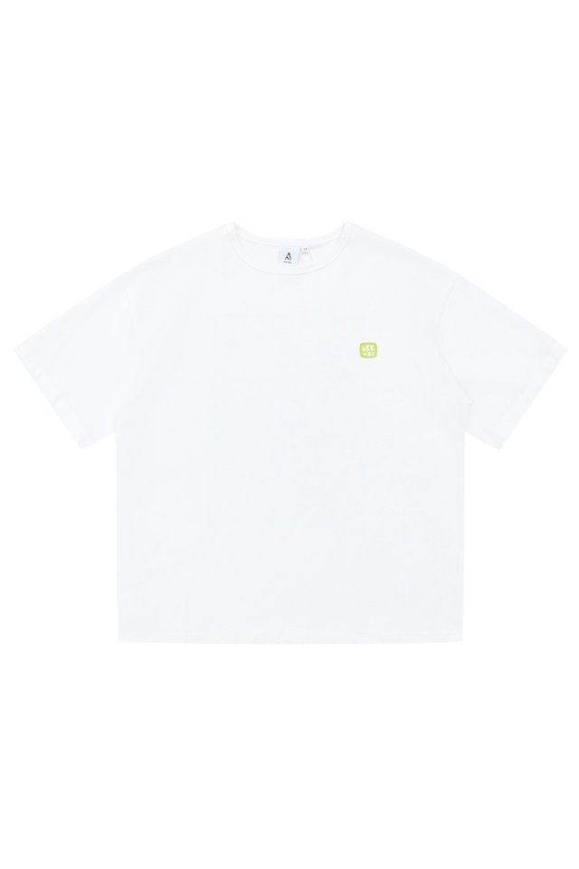 "ARCADE AVENUE" BOXY-FIT TEE IN WHITE
