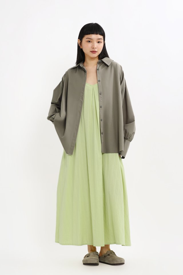 JINNI RUCHED OVERSIZED SHIRT IN CONCRETE