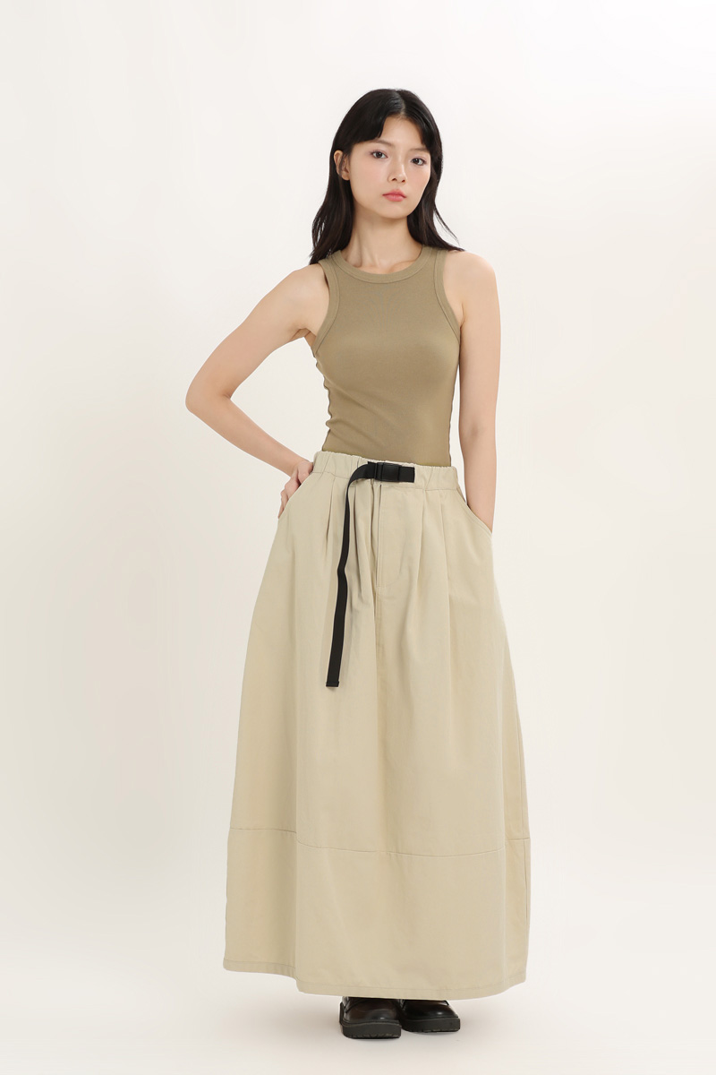 HIROKO TWILL BELTED SKIRT IN IVORY