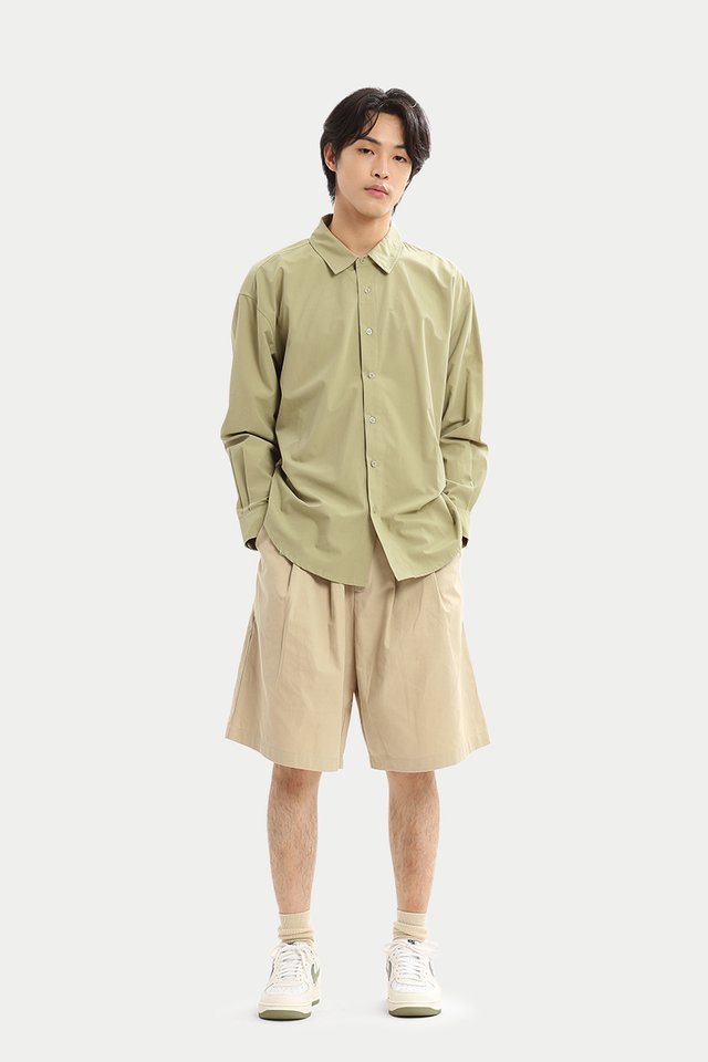 REMY OVERSIZED SHIRT IN SAGE
