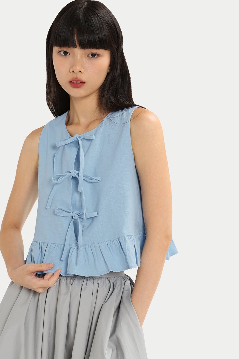 CARRIE LINEN RIBBON TIE TOP IN SKY