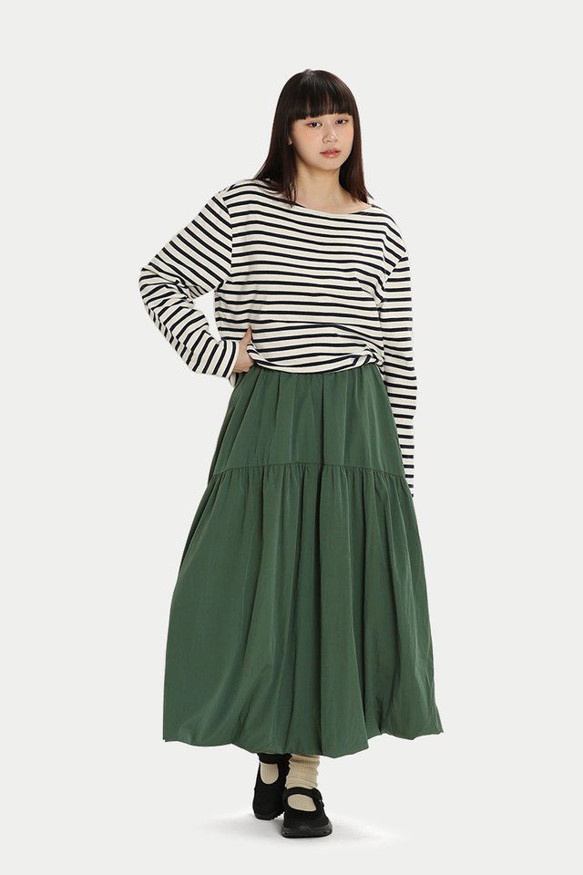 ALEKSA NYLON CLOUD SKIRT IN VINEYARD