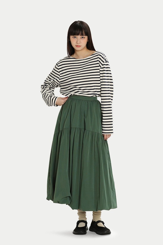ALEKSA NYLON CLOUD SKIRT IN VINEYARD