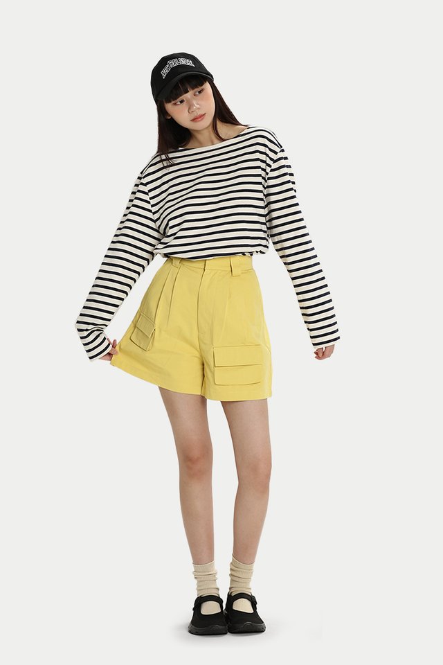 DARA FLAP POCKET SHORTS IN BUTTER