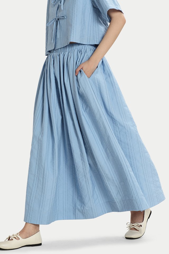 NADINE TEXTURED STRIPE FLARE SKIRT IN OASIS