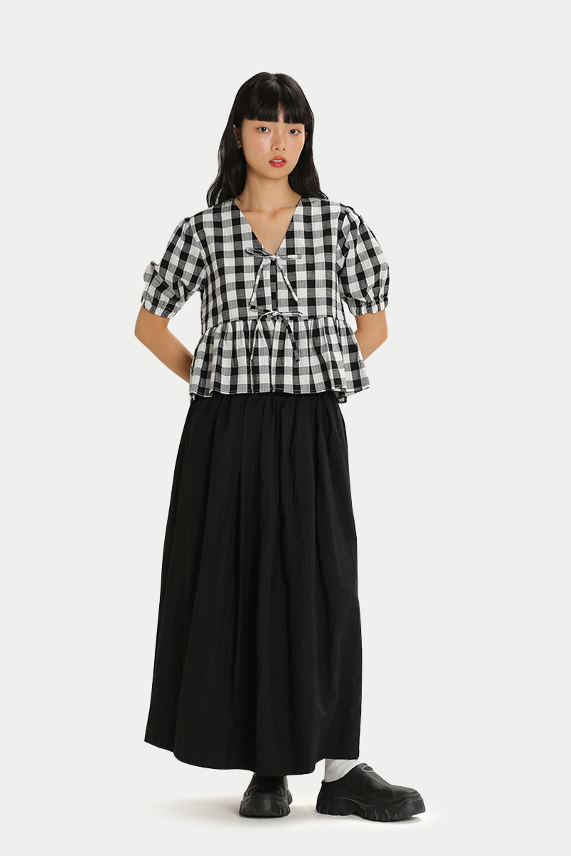 NADINE TEXTURED STRIPE FLARE SKIRT IN BLACK