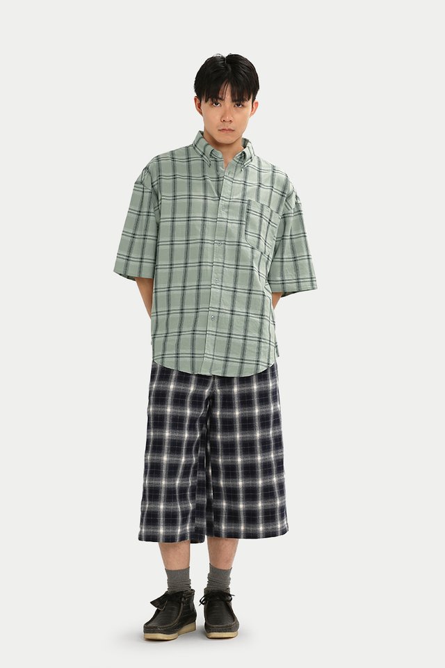 DAVIS OVERSIZED CHECKED SHIRT IN PEPPERMINT