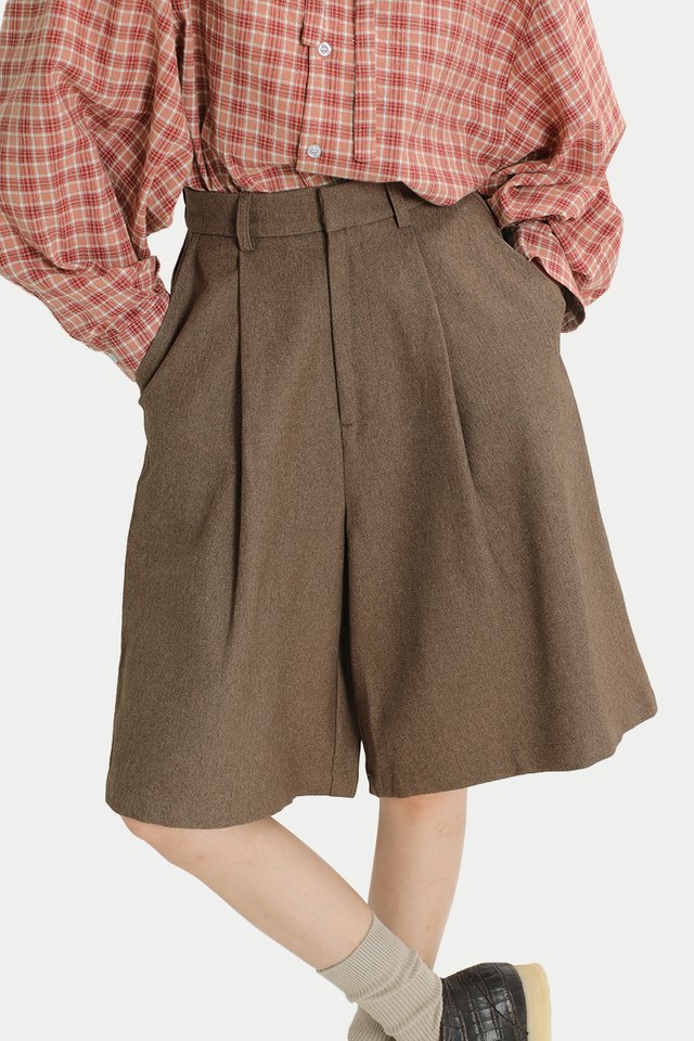 JUNKO SUIT BERMUDAS IN BROWN