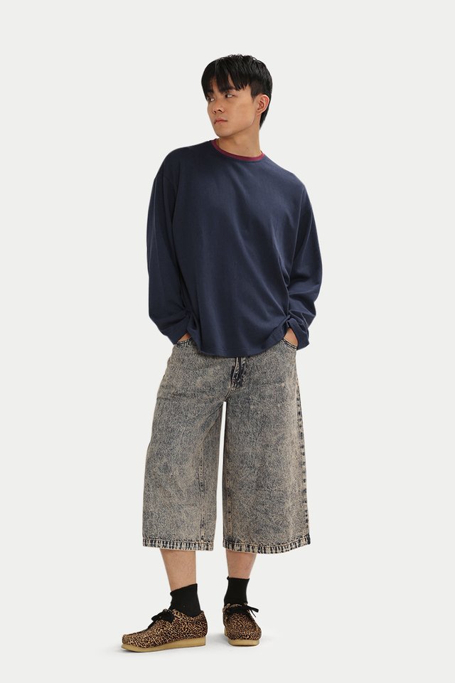 TOMO MIDI DENIM JORTS IN ACID WASH
