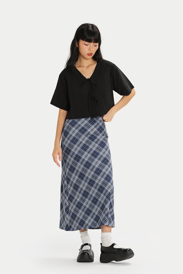 TILLY PLAID MIDI SKIRT IN BLUE