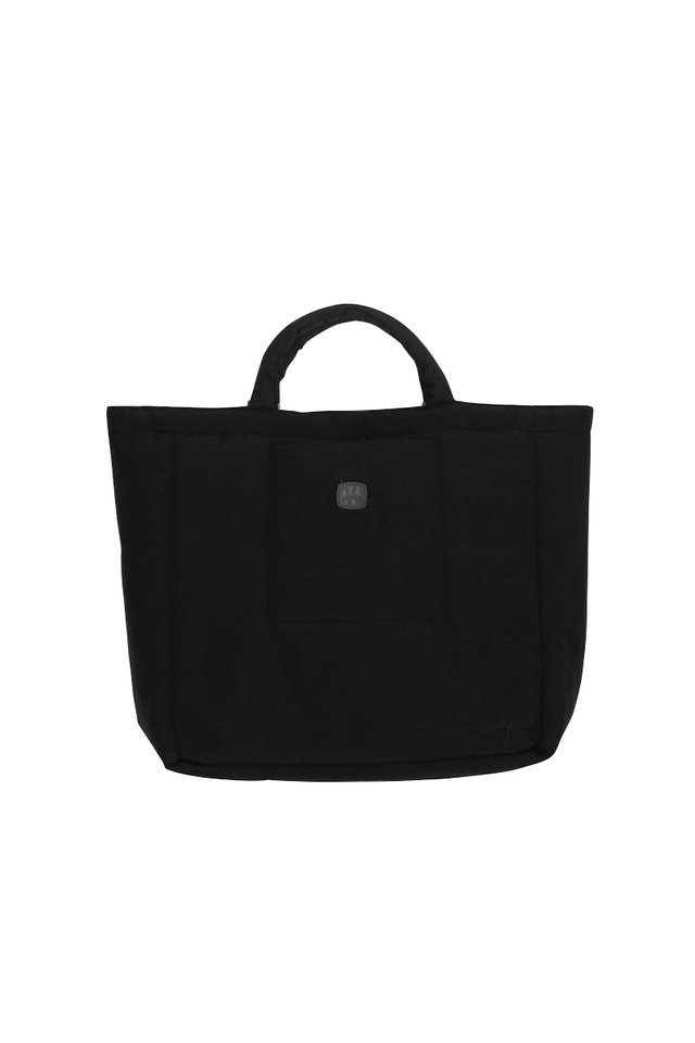 ARCADE REVERSIBLE PILLOW TOTE IN BLACK/KHAKI