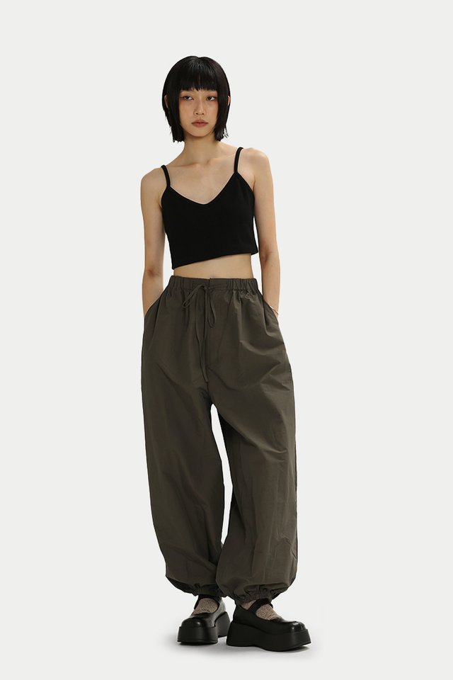 HARTT NYLON COCOON PANTS IN TRUFFLE