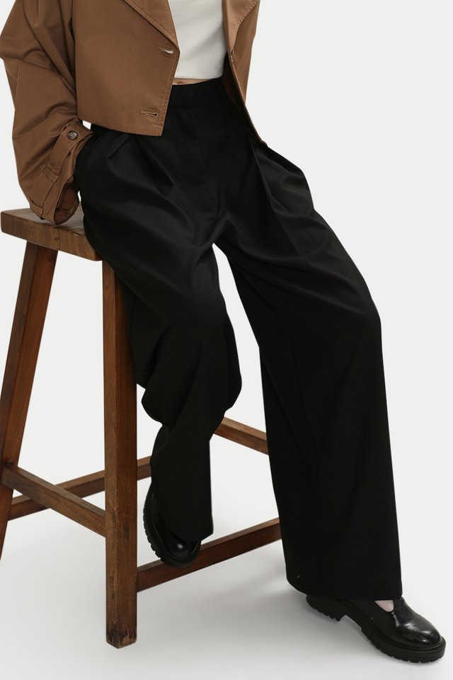LYLE SUIT CROSS PLEATED PANTS IN BLACK