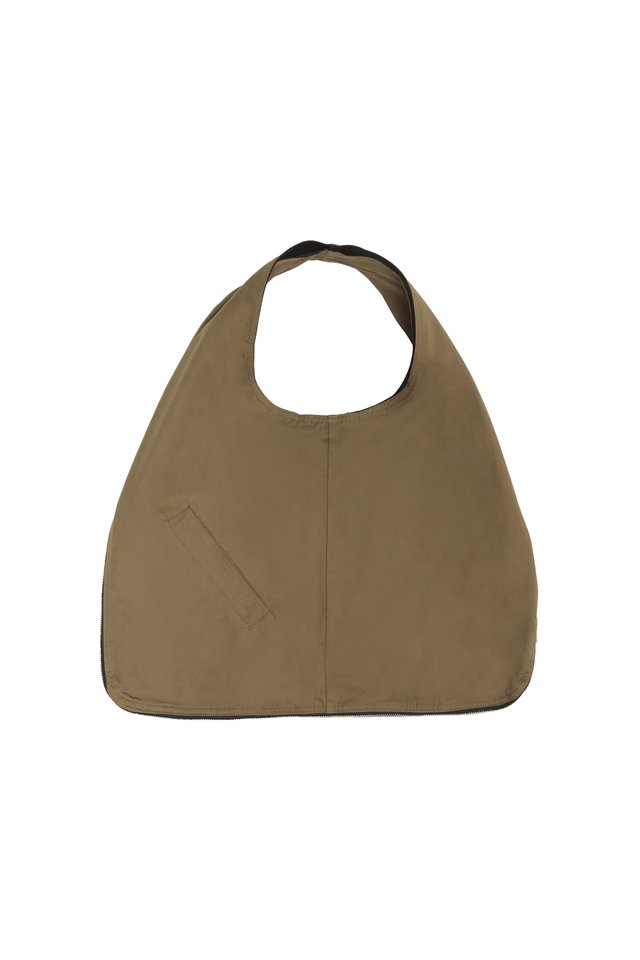 KOEN REVERSIBLE VEST BAG IN BLACK WASH/TAN