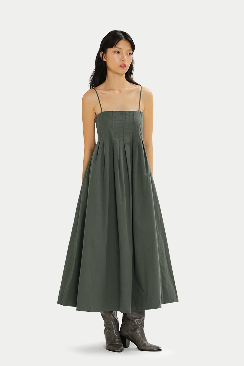 HAZEL BOX PLEAT MIDI DRESS IN VINEYARD