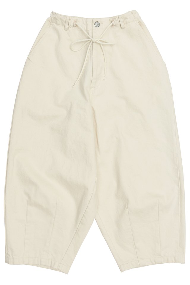 ARCADE X NATHANIELFONG BALLOON TROUSERS IN ECRU