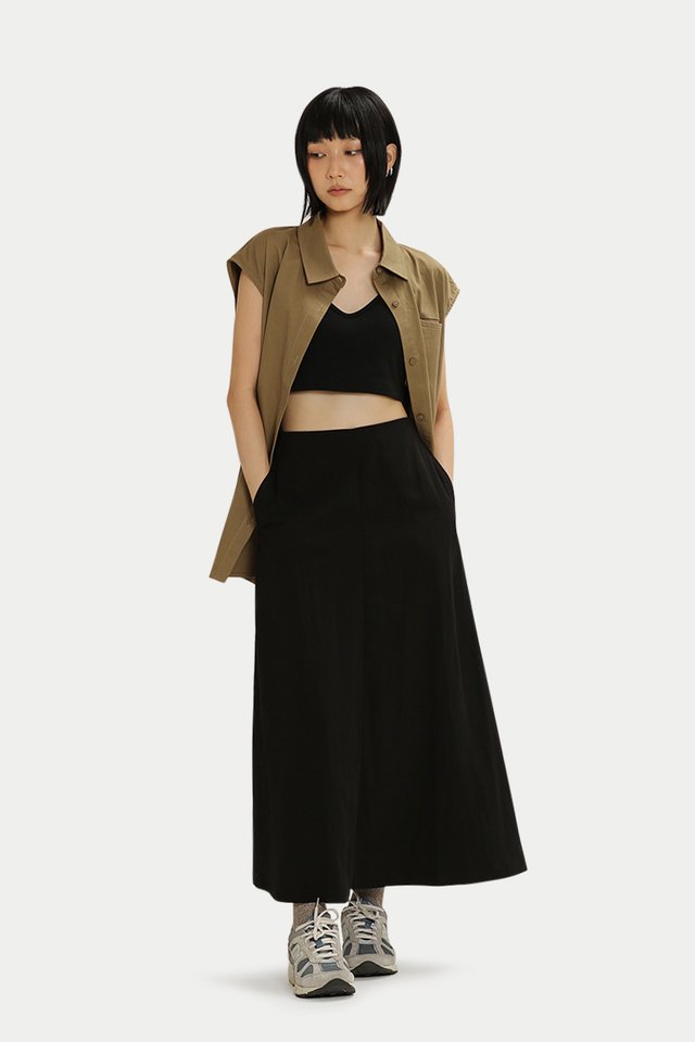 ZYA PANELLED FLARE SKIRT IN BLACK