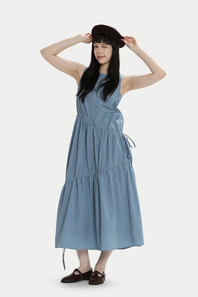AIOKI DRAWSTRING DRESS IN CLOUDY SKY