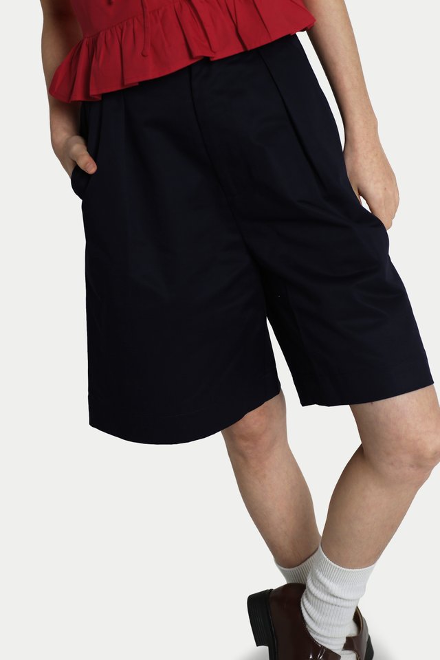 CONNER TAILORED SHORTS IN MIDNIGHT