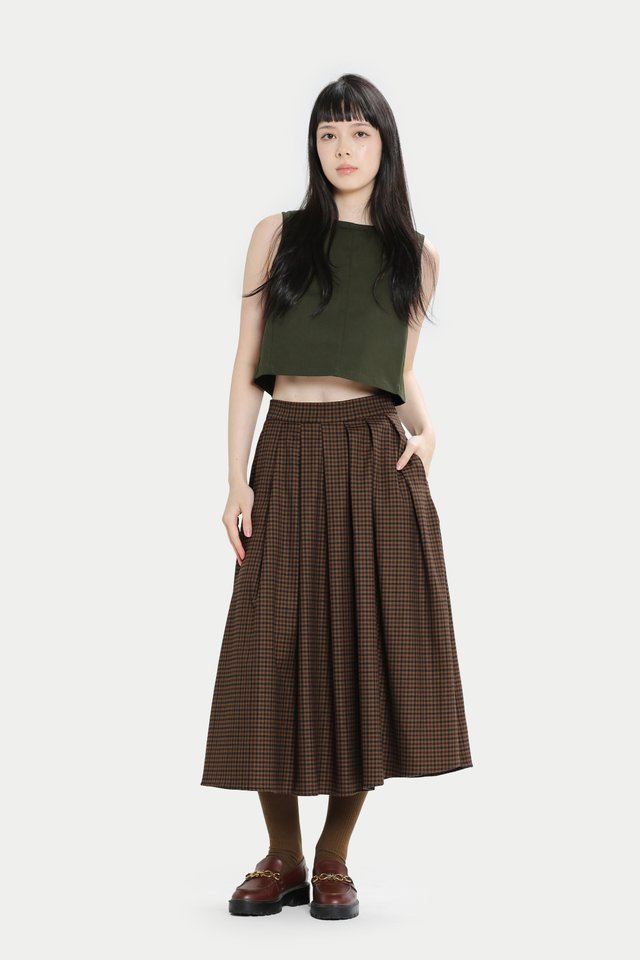 KATNISS SNAP BUTTON TWILL TOP IN MOSS