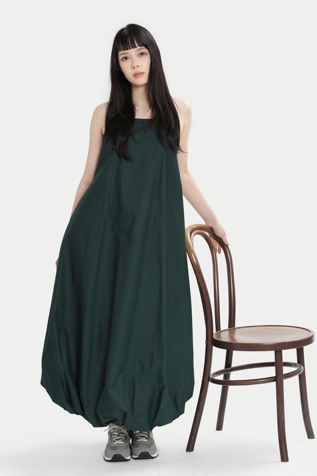 RAINE BACK KEYHOLE CLOUD DRESS IN FOREST