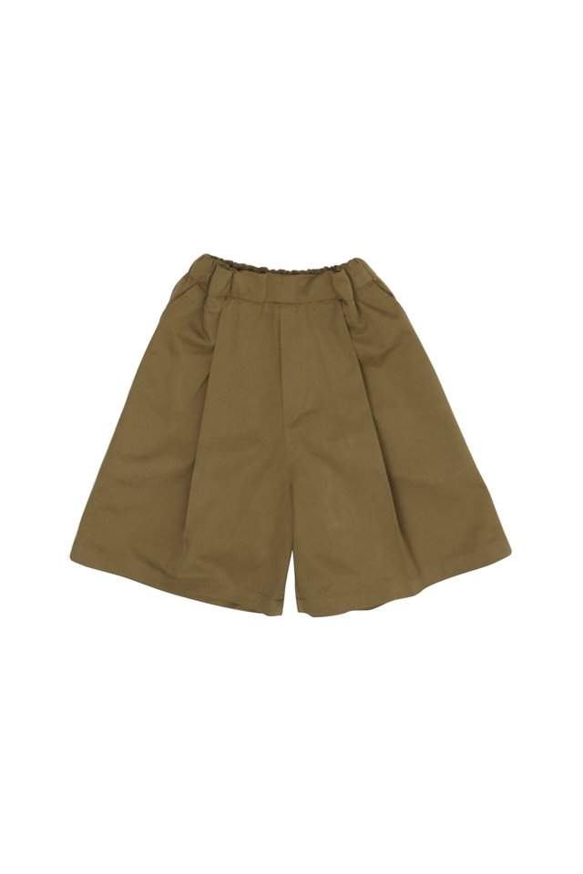 SPIKE MINI PLEATED SHORTS IN MOCHA