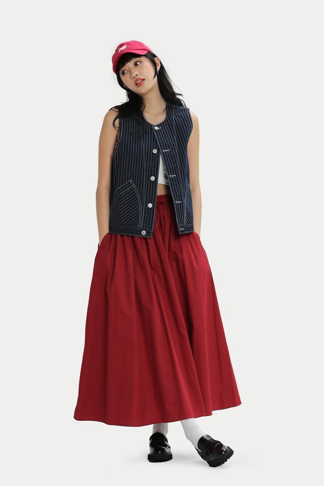 RHEA DRAWSTRING MIDI SKIRT IN POPPY RED