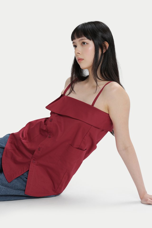 REIZE FOLDOVER BUTTON TOP IN POPPY RED