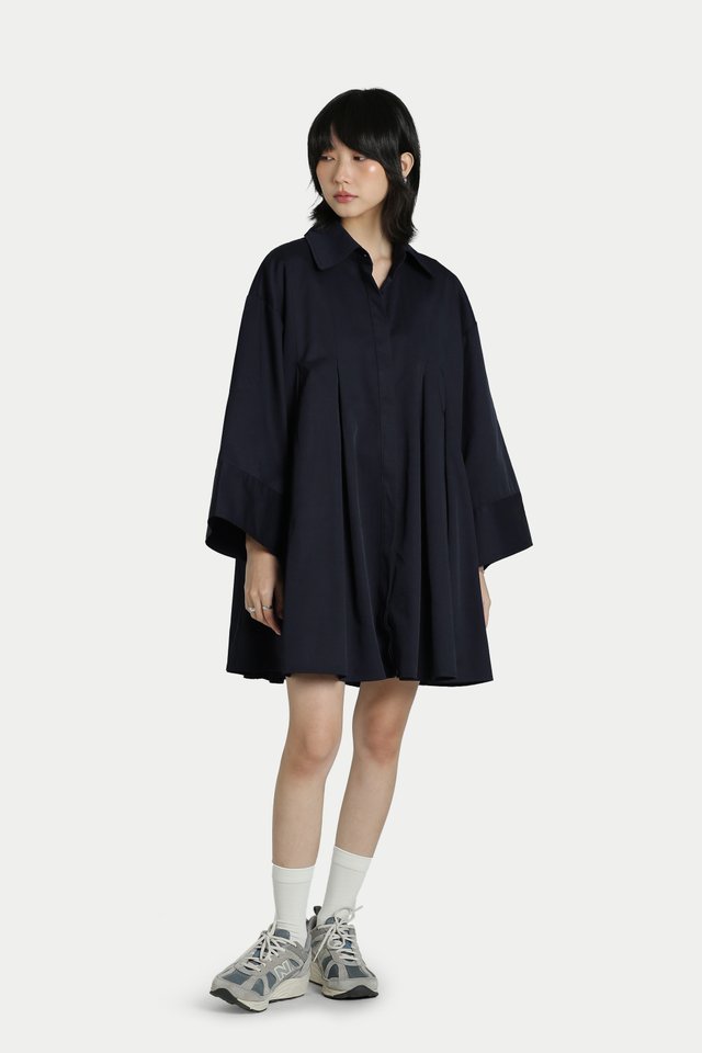 BAMBI PLEATED TRENCH DRESS IN MIDNIGHT