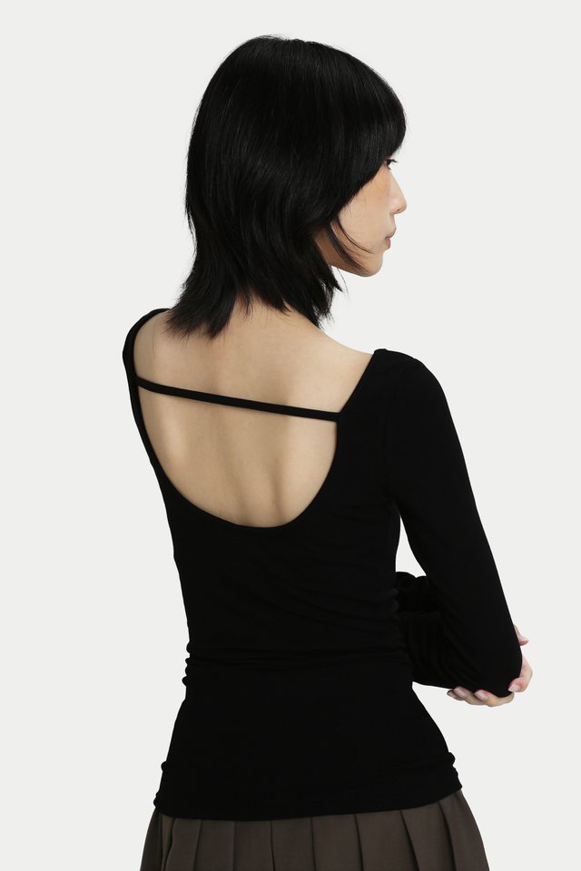 DIONE LONG LINE U-BACK TOP IN BLACK