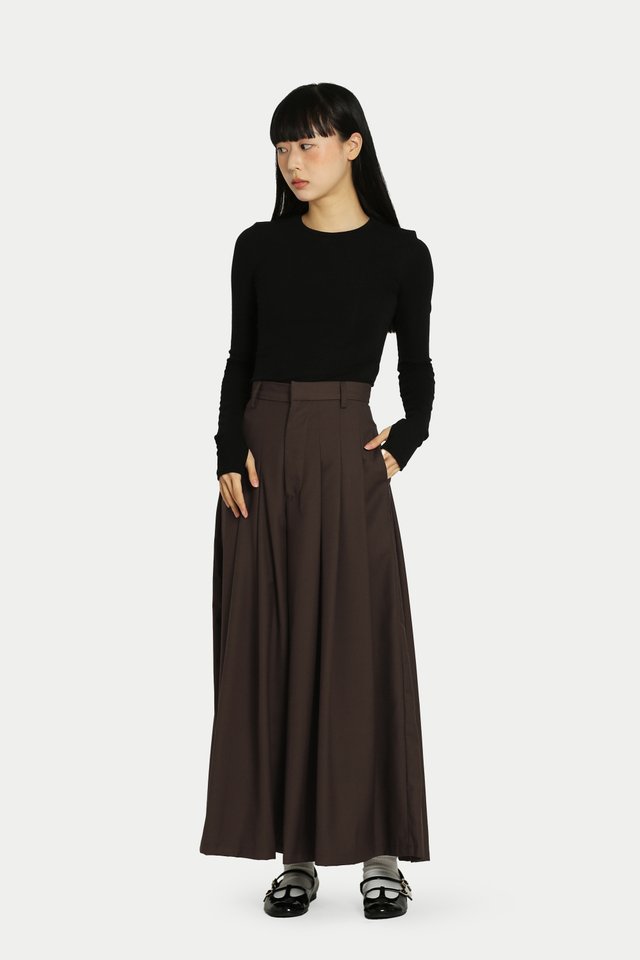 IZUMI PLEATED HAKAMA PANTS IN HOJICHA