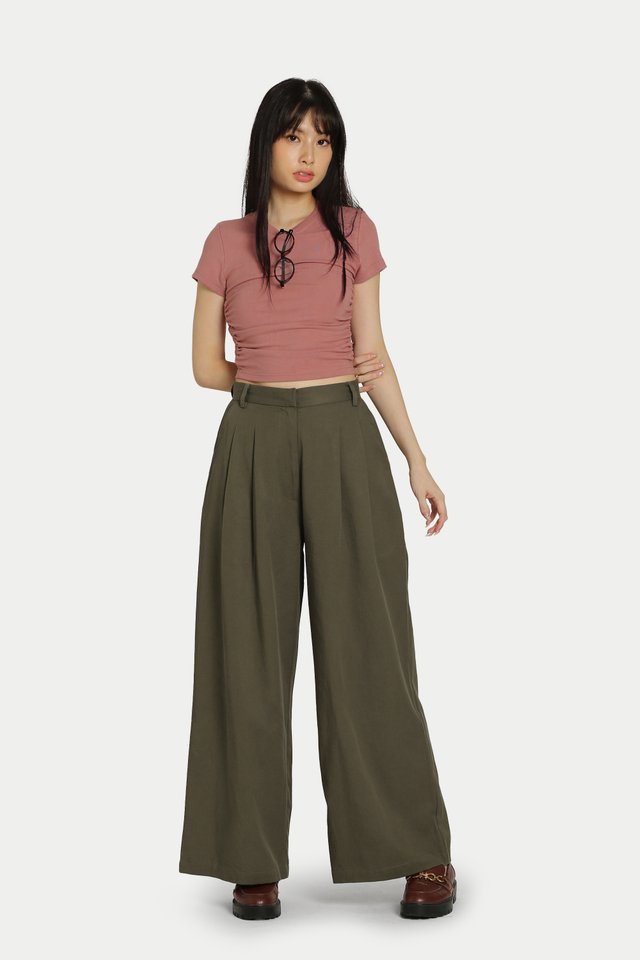 GIAN DOUBLE PLEATED SMOOTH PANTS IN MOCHA