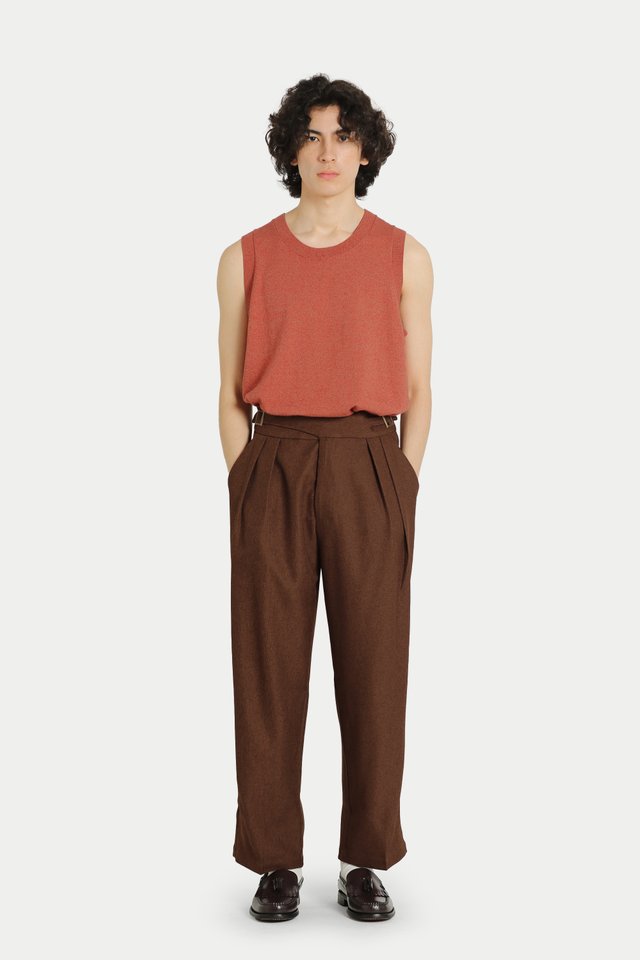 HOLMES TAPERED-FIT GURKHA TROUSERS IN COCOA
