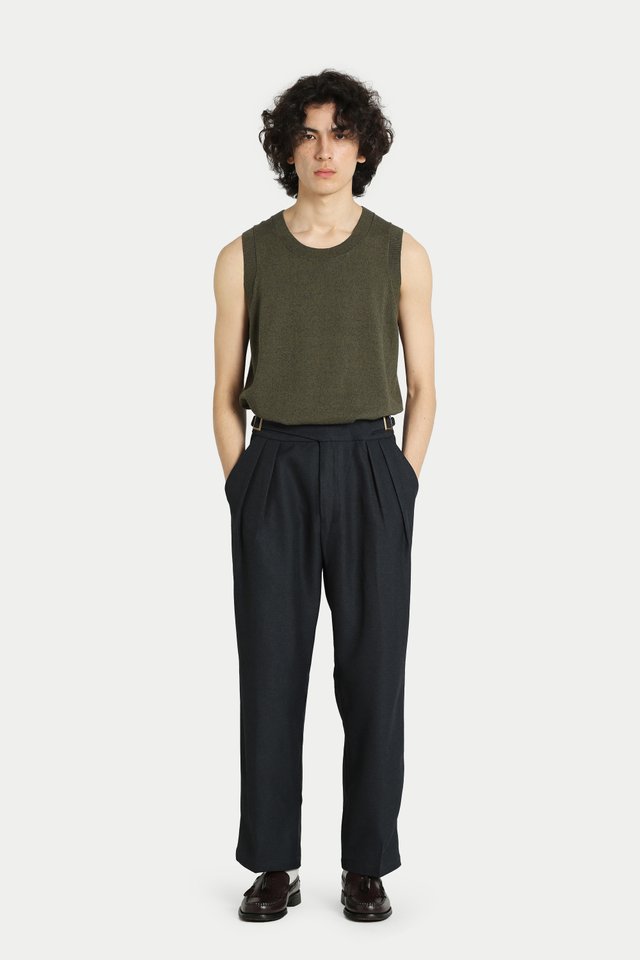 HOLMES TAPERED-FIT GURKHA TROUSERS IN NAVY