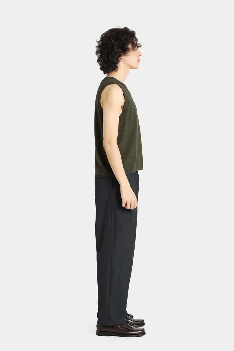 HOLMES TAPERED-FIT GURKHA TROUSERS IN NAVY