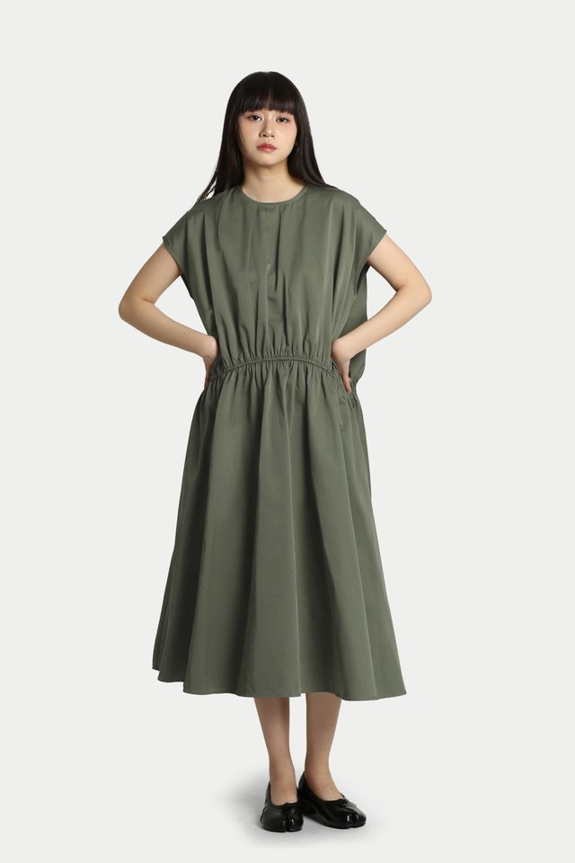 CHIYO BOXY GATHERED OVERSIZED DRESS IN OLIVE