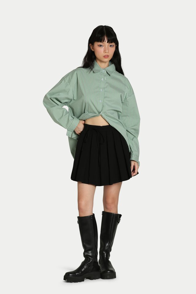 SANDY PLEATED TIE MINI SKORTS IN BLACK