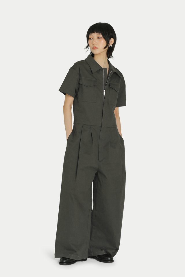 KAITO SHORT SLEEVE WORKER JUMPSUIT IN HUNTER