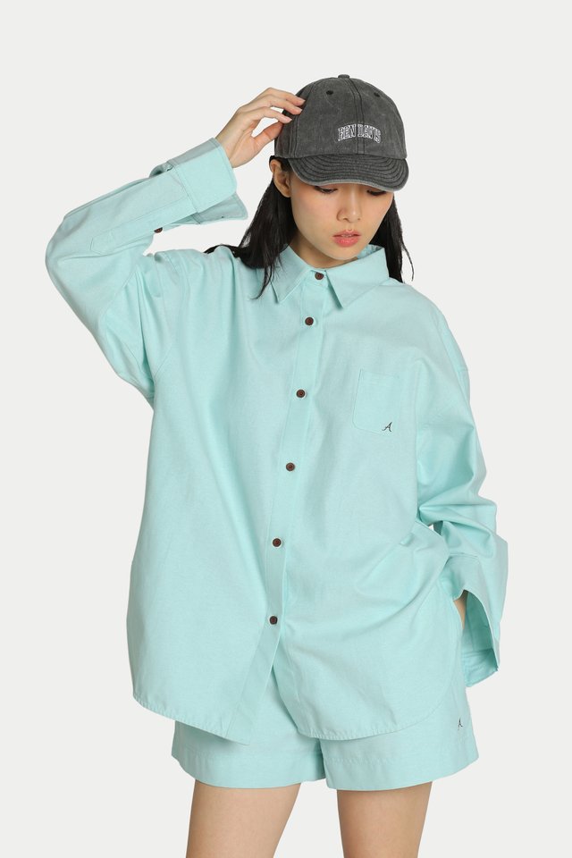 ARCADE SUNNY OXFORD OVERSIZED SHIRT IN MINT CHOCOLATE