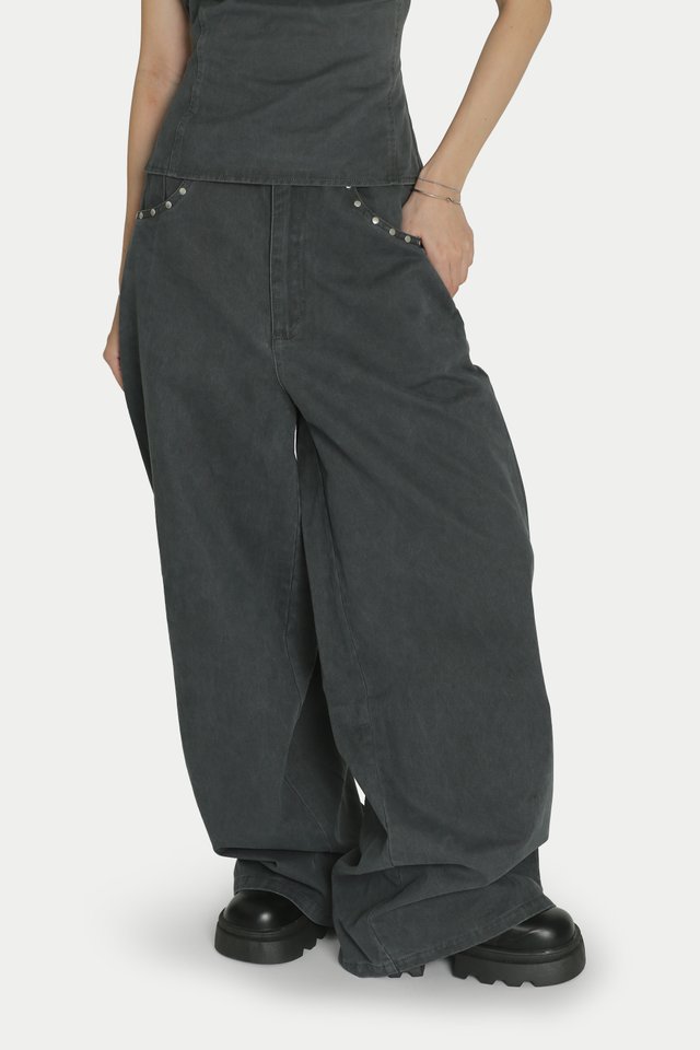 MAEVIS RIVET TWILL JEANS IN STONE