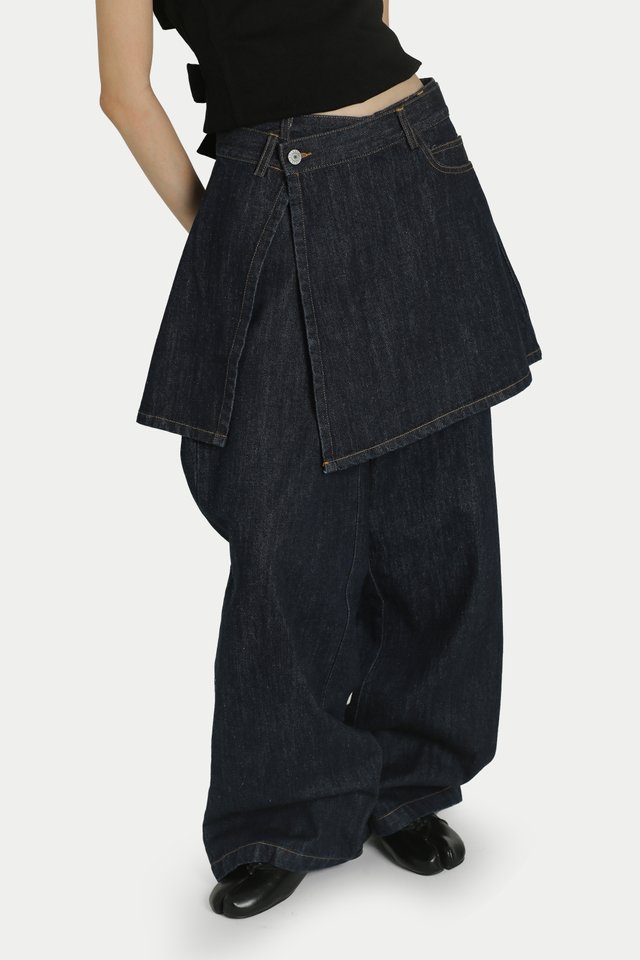HIYORI DENIM SKIRT OVER PANTS IN DARK WASH