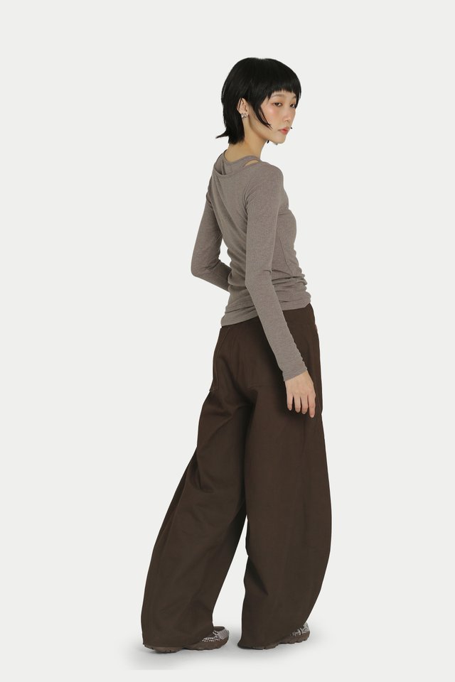 KENDRA DOUBLE LAYER RIBBED TOP IN HEATHER BROWN