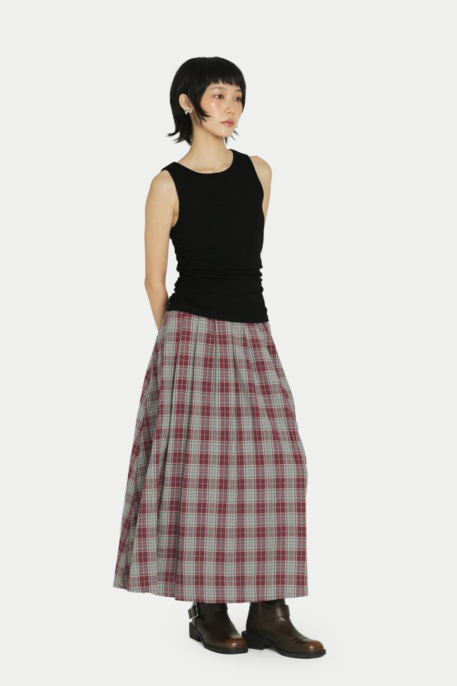 TRIXIE SIDE RUCHED TANK TOP IN BLACK