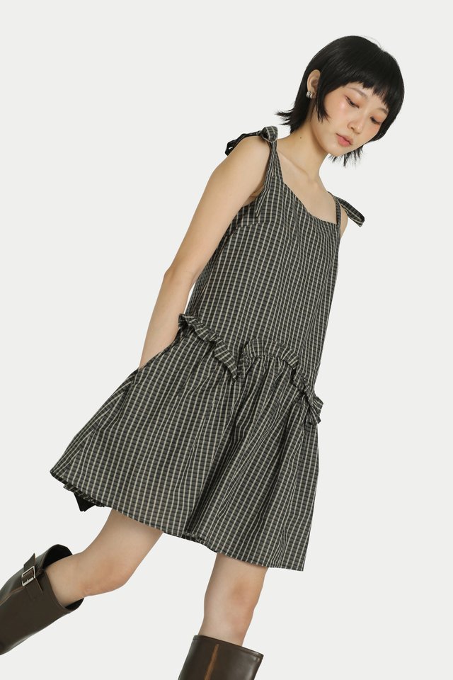 AVELINE SHOULDER TIE FRILL ROMPER DRESS IN BLACK CHECKS